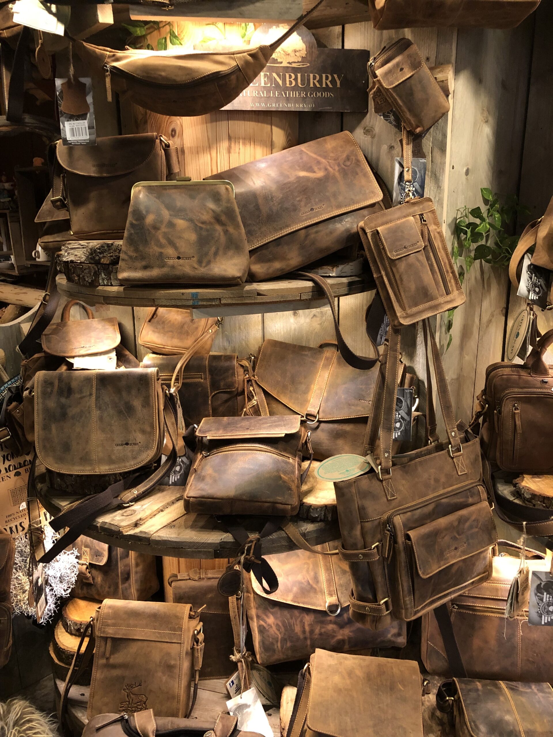 Verschiedene Arten von Handtaschen – Gilde Sfeer Saison Deko